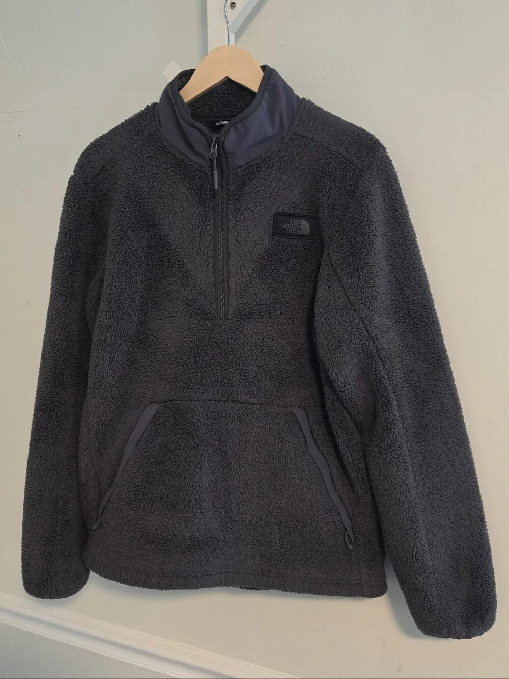 The North Face Campshire Sherpa Fleece 1/4 Zip Pullover Jacket Men's Medium
